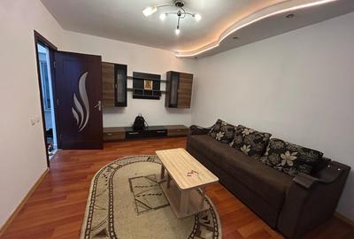 Apartament cu 2 camere decomandat, mobilat în Florești - 3