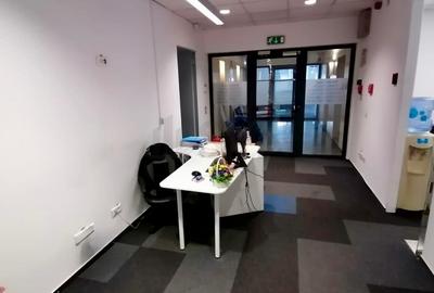 Birou, de 526 mp, în Universitate - 11