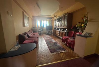 Ap 3 camere, decomandat, zona Capitol - 1