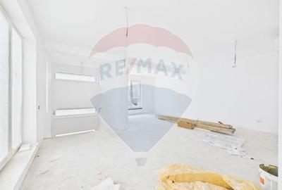 Casă cu 8 camere cu Teren 300 Mp în Ultracentral - 25