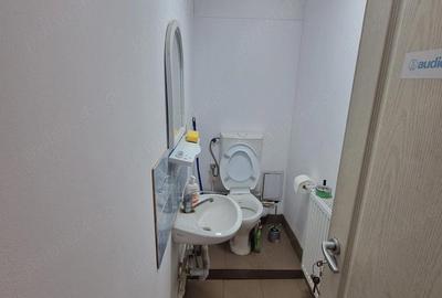 Spațiu comercial, de 40 mp, în Vitan - 2