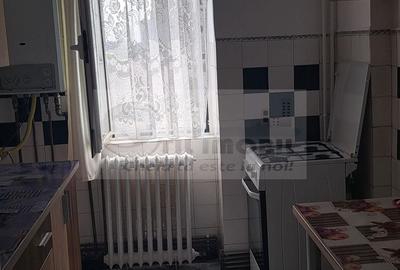 Apartament cu 3 camere decomandat, mobilat în Central - 8
