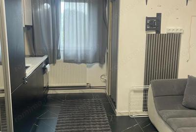 Garsonieră decomandată în Theodor Pallady