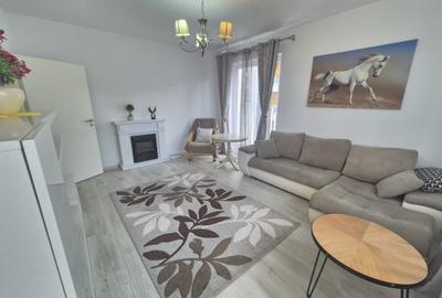 Apartament cu 2 camere decomandat, mobilat în Tractorul