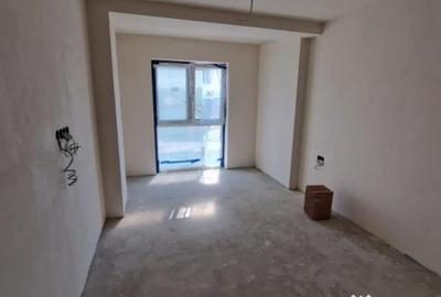 Apartament cu 3 camere decomandat în Săsar - 2