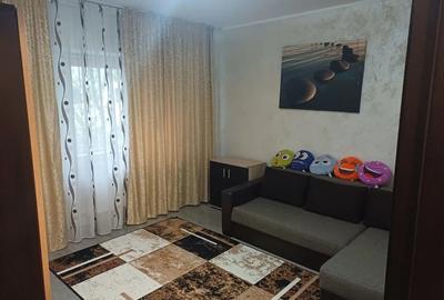 Inchirieri ap.1camera decomandat,zona icfrimu - 1