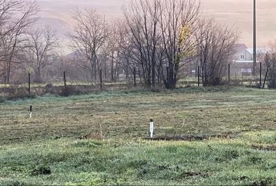 Teren de 1240 mp, în Cișmea - 2