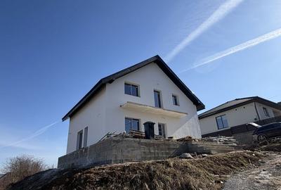 Casă cu 4 camere în Sâncraiu de Mureș - 1