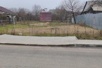 Teren de 553 mp, în Central - 4