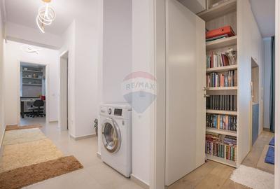 Apartament cu 3 camere decomandat, mobilat în Tractorul - 8