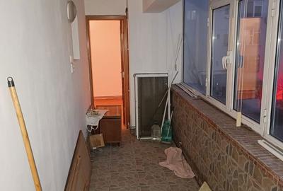 Apartament cu 4 camere decomandat în Est - 12