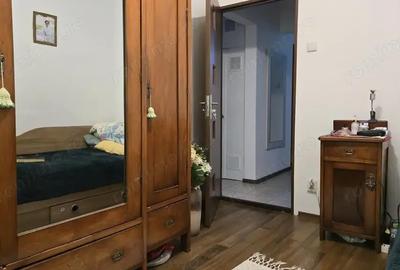 Apartament cu 3 camere decomandat în Zarand - 16