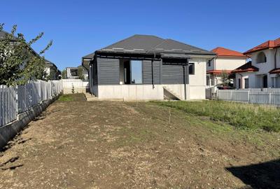 Casa individuala 3 cam Miroslava COD 160323 - 2