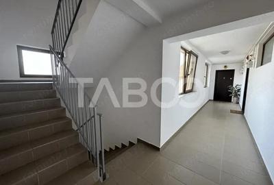 Apartament decomandat cu 3 camere 69 mpu 2 parcari Brana Selimbar - 3