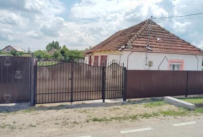 Casa cu gradina la 16 km de oradea sau schimb - 2