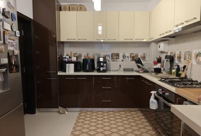 FARA COMISIOANE  casa mobilata elegant si utilata cu 3 camere 3 bai P+1 beci - 49