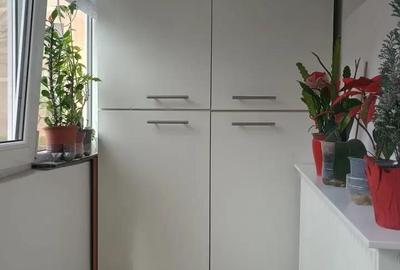 Apartament cu 2 camere decomandat în Tractorul - 10