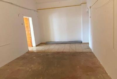 Spațiu comercial, de 93 mp, în Rovine - 7