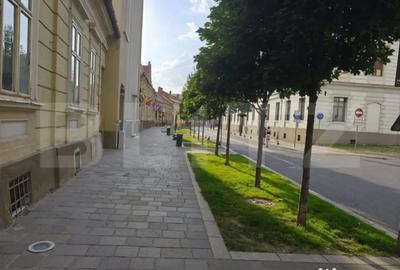 Apartament cu 3 camere decomandat în Central - 16