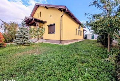 Casă cu 4 camere cu Teren 500 Mp în Central - 3