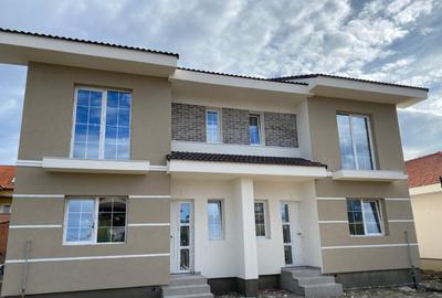 Proprietar casa/duplex Mosnita Noua,cartier Europa,4 camere - 3