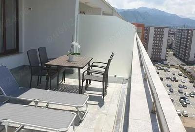 Apartament cu 3 camere decomandat în Tractorul - 1