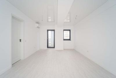 Garsonieră decomandată în Nicolina