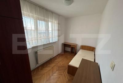 Apartament 4 camere, 55 mp decomandat, zona Cetate - 3