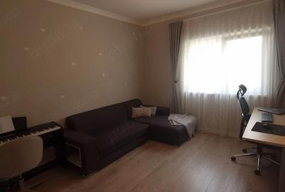 Casă cu Teren 633 Mp în Corușu - 2