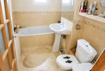 Apartament cu 3 camere decomandat în Sud - 1