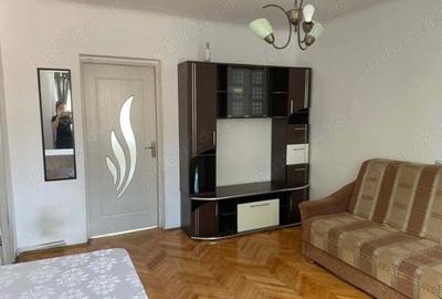 Inchiriez apartament ultracentral - 4