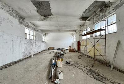 Spațiu industrial, de 140 mp, în Dâmbul Rotund