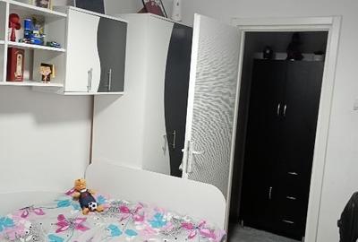 Apartament cu 3 camere semidecomandat în Central - 6