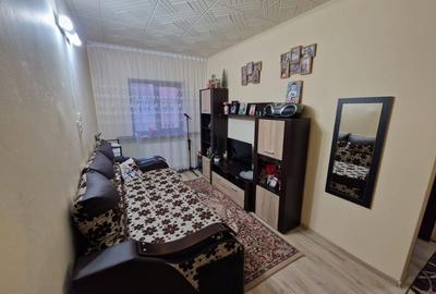 Apartament 3 camere decomandate - 53 mp, zona linistita - 6