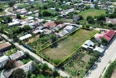 Teren intravilan 1,500mp - 3