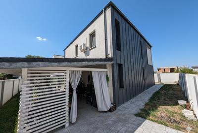 Casă individuală cu 6 camere cu Teren 330 Mp în Tunari