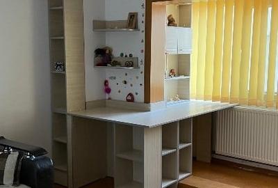 Apartament cu 3 camere semidecomandat, mobilat în Central - 14