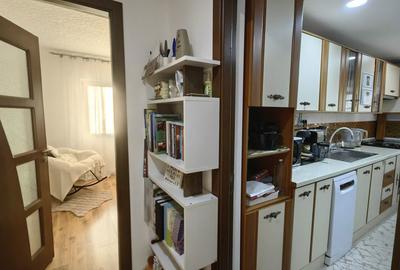 Apartament cu 4 camere decomandat în Central - 11