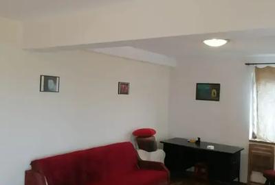 Casă cu 20 camere cu Canalizare în Drumul Taberei - 9