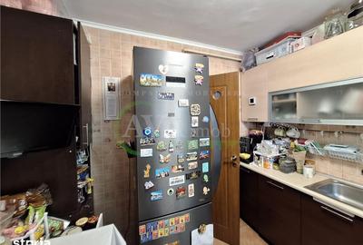 Apartament cu 3 camere decomandat în Central - 2