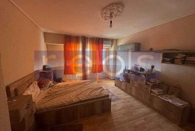 VANZARE GARSONIERA | DECOMANDATA | ZONA VITAN MALL - 1