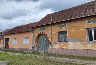Casă cu Teren 1500 Mp în Central - 4