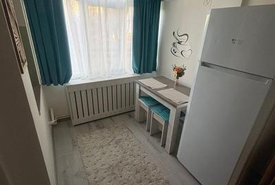 Garsonieră decomandată în Central - 7