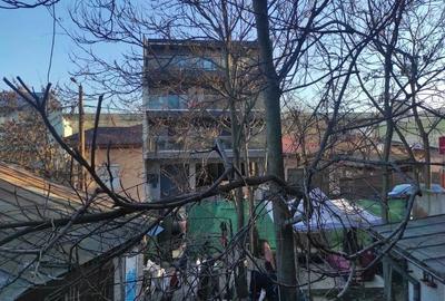 Casă individuală cu 4 camere cu Canalizare în Parcul Circului - 1