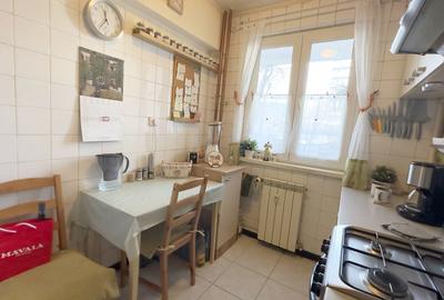 Apartament cu 3 camere semidecomandat în Drumul Taberei - 23