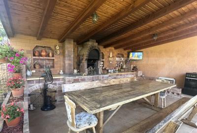 Casa plan parter 170 mp, zona Micro 17 - 21