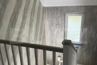 Casa cu etaj + demisol, 180 mp utili, 300 mp teren, zona Bur - 11