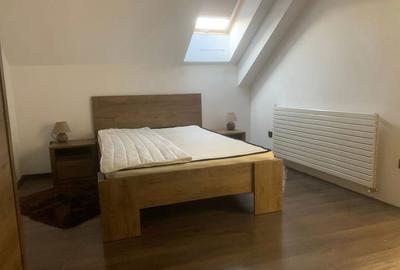 Apartament cu 3 camere decomandat în Central - 1