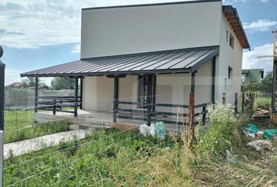 Casa 4 camere, 160mp, 500mp teren, Valea Voievozilor - 1