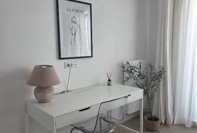 Apartament cu 3 camere, mobilat în Central - 1